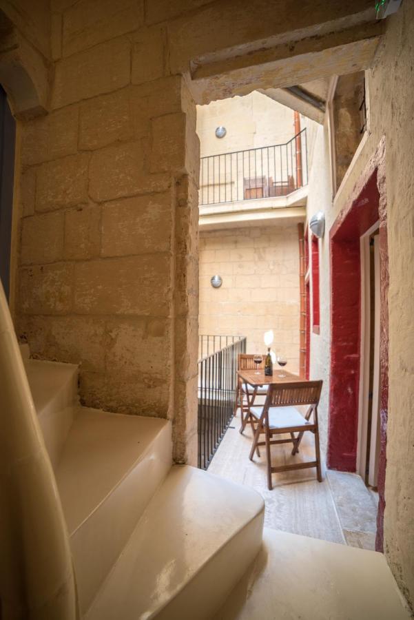 Casa San Carlo Apartment Valletta Exterior photo