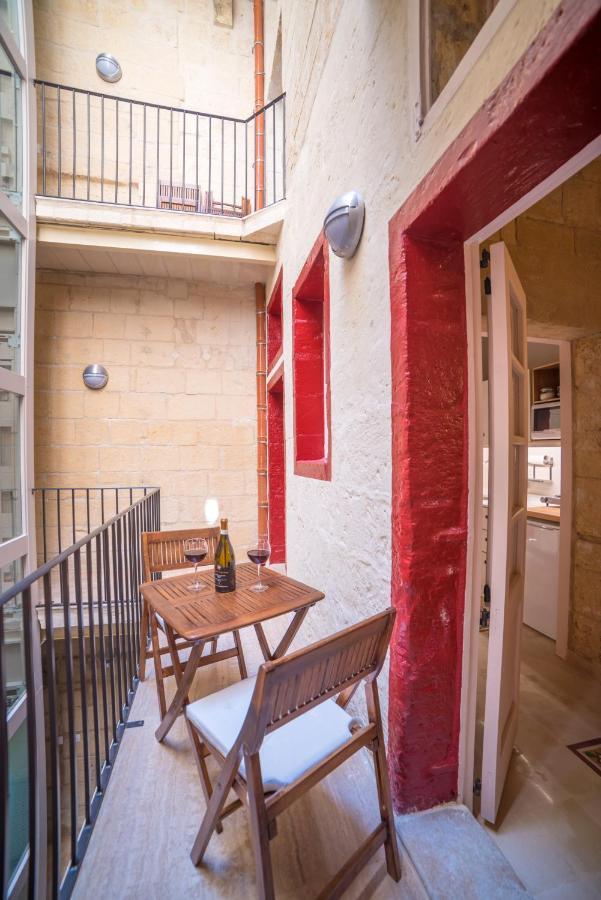 Casa San Carlo Apartment Valletta Exterior photo